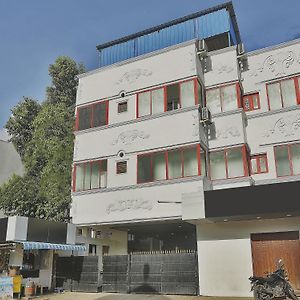 Super Hotel O Elite Residency Near Chennai International Airport
